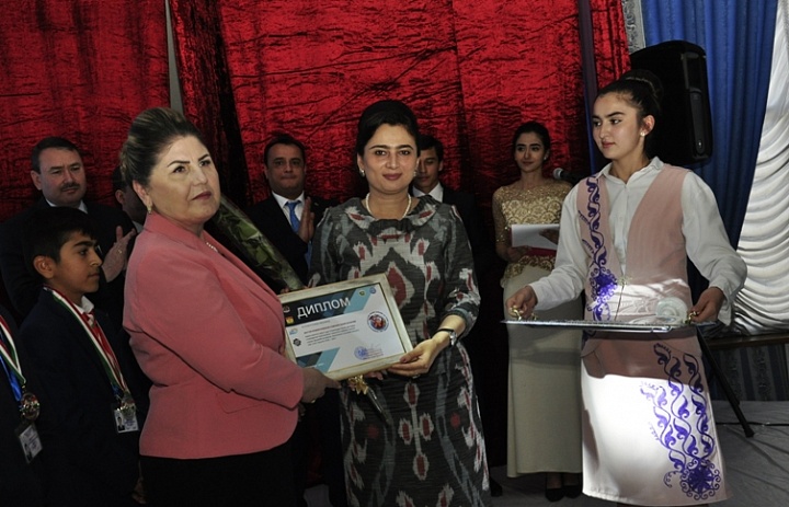 Определены победители первой Олимпиады учащихся общеобразовательных школ Душанбе по предмету технологии