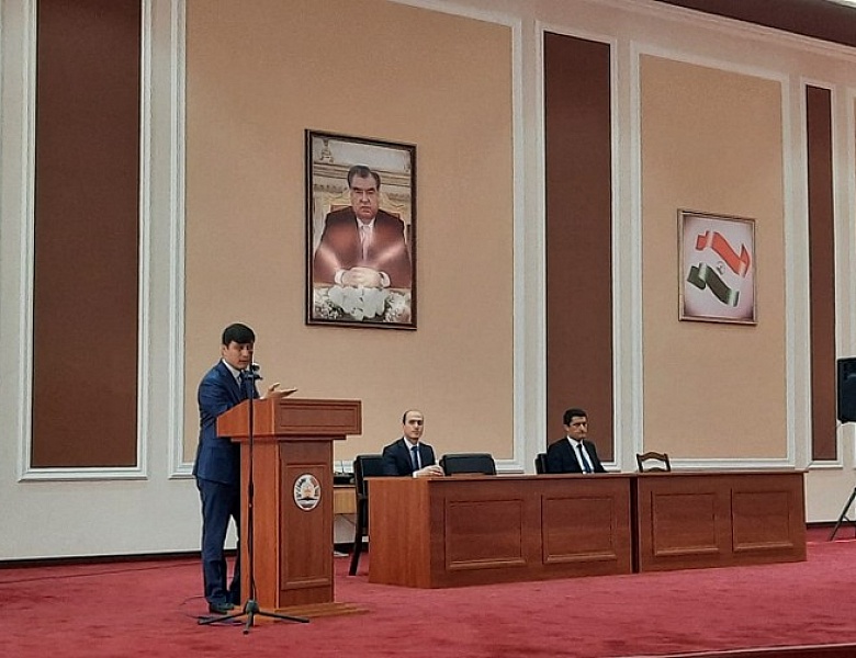 Встреча учащного педагогического универсихся лицея с преподавателями Таджикского государственитета имени Садриддина Айни