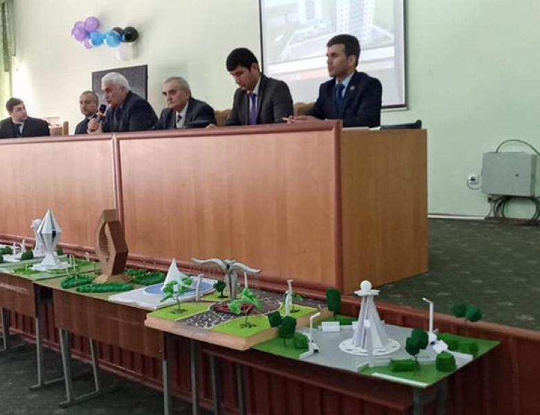 Встреча преподавателей Таджикского технического университета имени академика Мухаммеда Осими с выпускниками Президентского лицея-интерната.