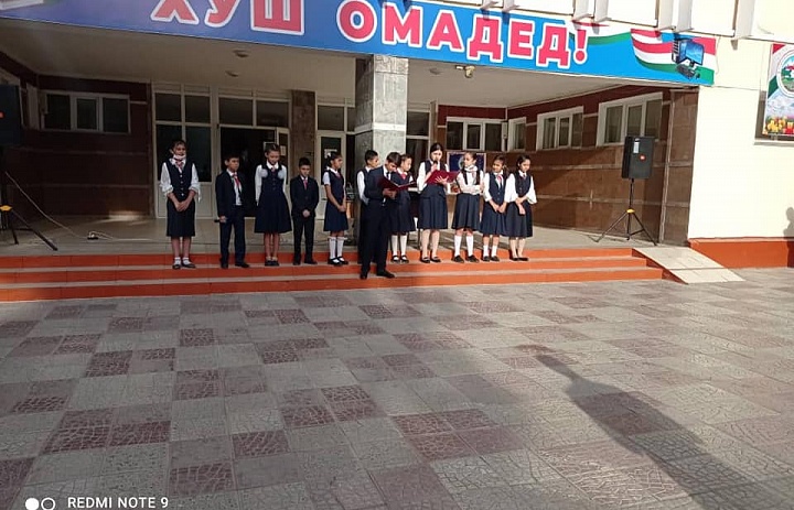 В «ПРЕЗИДЕНСКОМ ЛИЦЕЙ-ИНТЕРНАТЕ ДЛЯ ОДАРЕННЫХ ДЕТЕЙ РЕСПУБЛИКИ ТАДЖИКИСТАН» прошло торжественное мероприятие, посвященное 30-летию независимости Таджикистана.